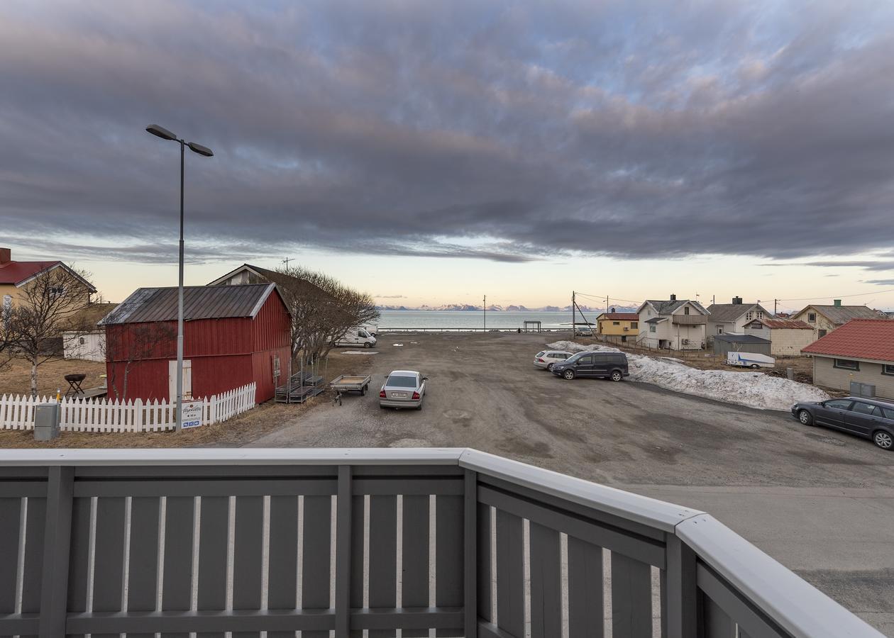 Tore Hunds Apartments Andenes Extérieur photo